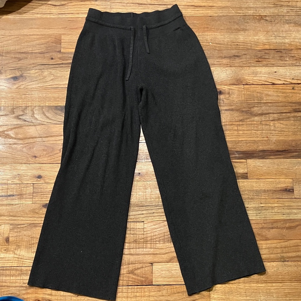Uniqlo Charcoal Knit Pants
